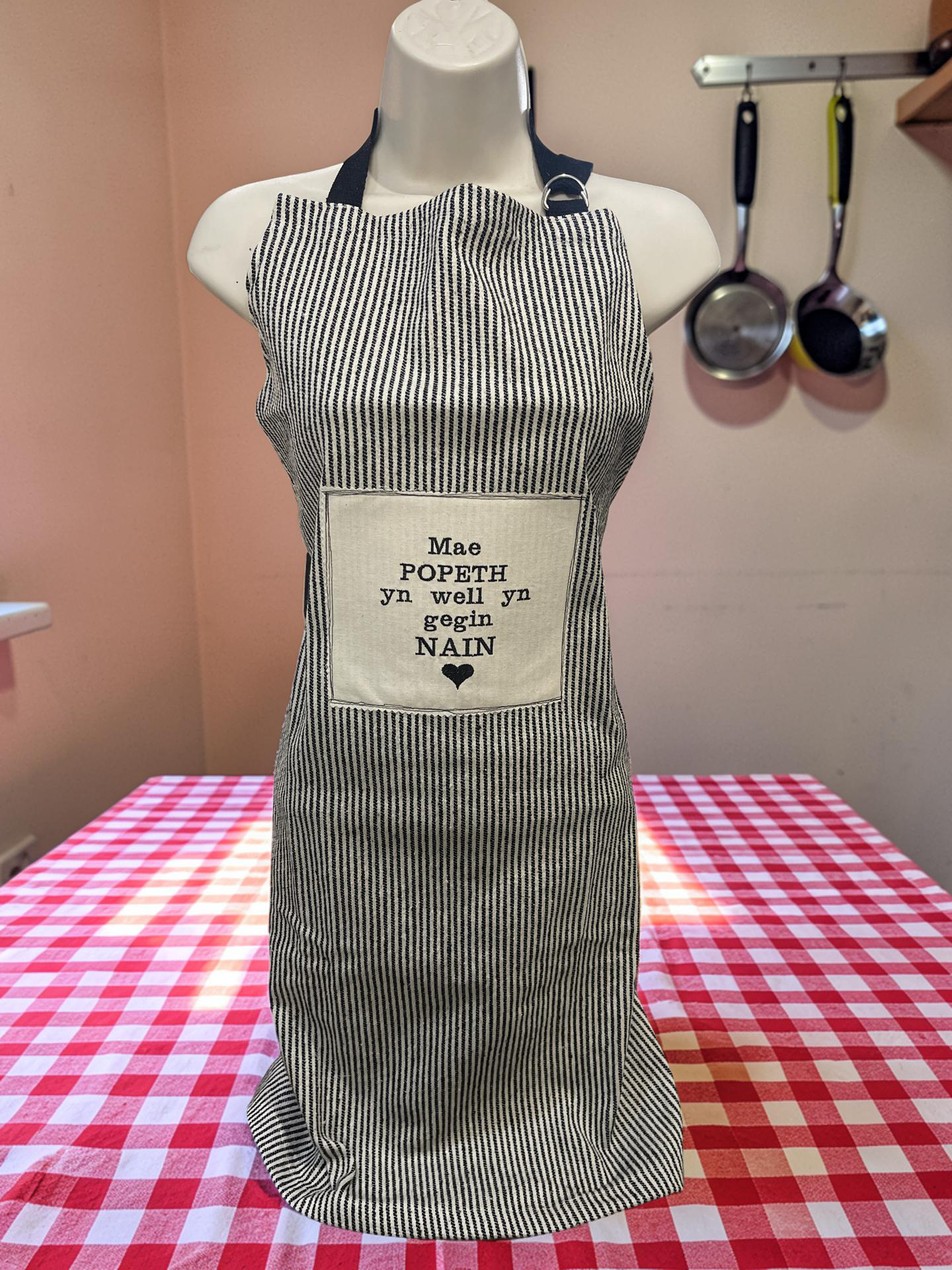 Ffedog Nain Apron